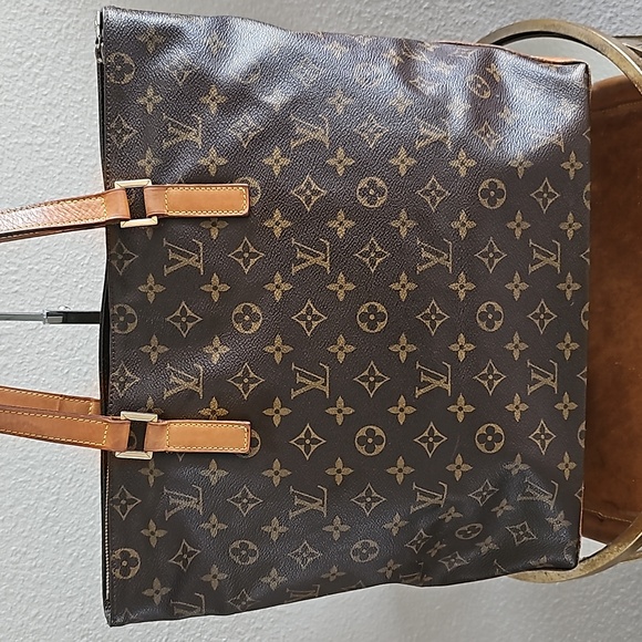 Authentic Louis Vuitton Cabas Mezzo (pre-owned) - Picture 3 of 17